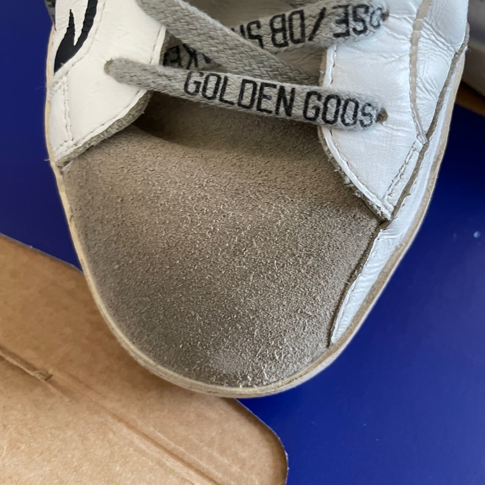 Authentic Golden Goose Superstar Sneaker - Picture 15 of 16